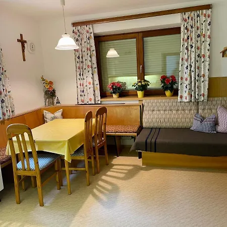 Appartement Moidl Mit Privatem Pool