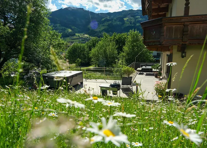 Moidl Mit Privatem Pool * הארט אים זילרטל